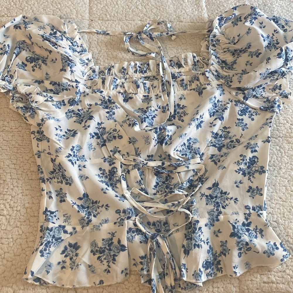 Floral Blue Puff Sleeve Top - Picture 5 of 5